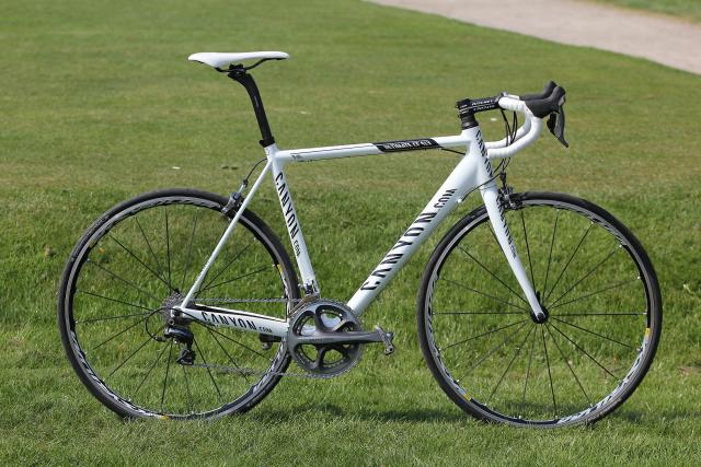 Review Canyon Ultimate CF SLX 8.0 road.cc